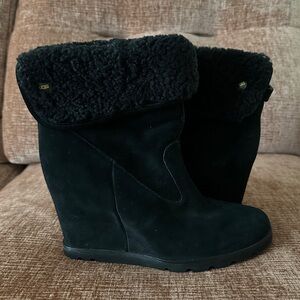 Women’s UGG Kyra Booties